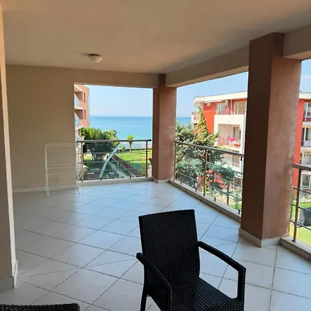 Sandy Bay سفيتي فلاس